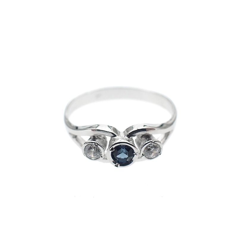 Image 6 of Silver ladies ring with zirconia