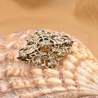 Afbeelding 2 van Zilveren Art-Nouveau broche gezet met roos geslepen diamanten