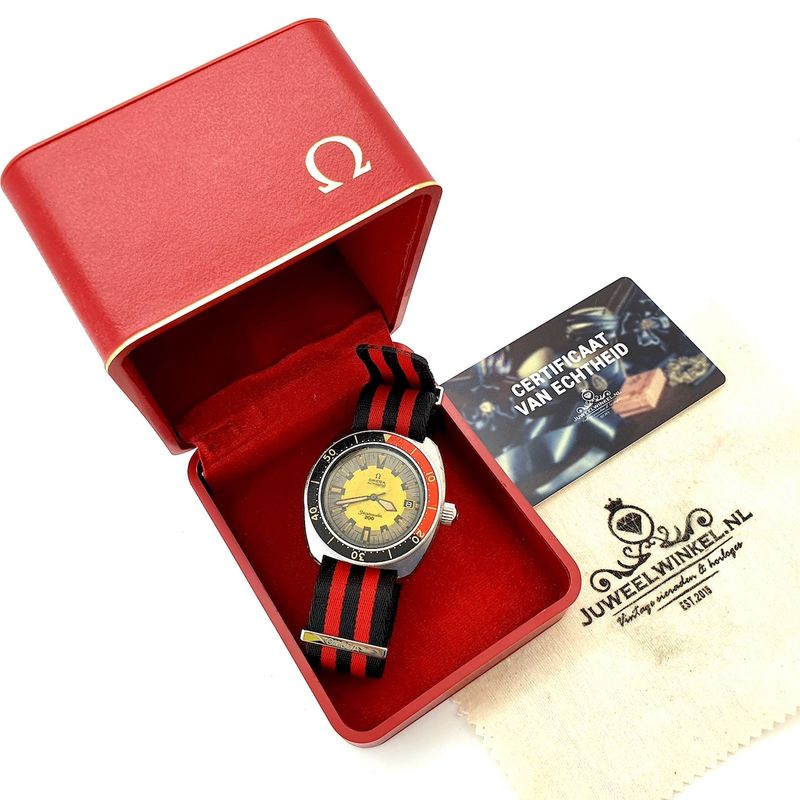 Image 4 of Omega Seamaster 200M 'Banana'; Vintage heren horloge