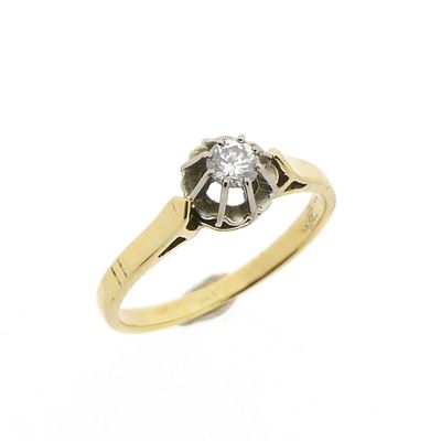 Image 1 of Gold ring with diamond; 0.20 ct.