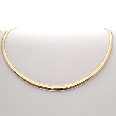 Gold Omega necklace; Women | 44 cm Image 1 of Gold Omega necklace; Women | 44 cm