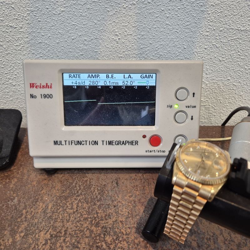 Image 35 of Rolex Day-Date 36mm 'Diamond Dial' 118238; 18k. Gold watch in full set