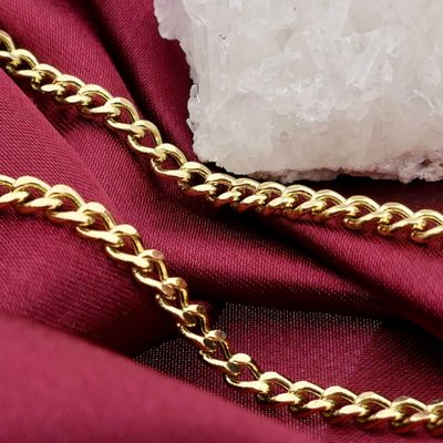Image 2 of Gold flat gourmet link chain