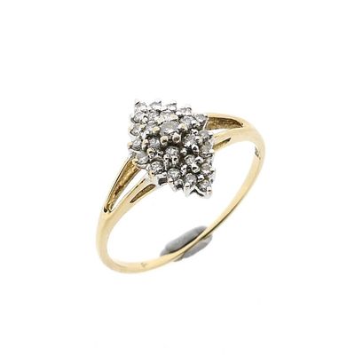 Image 1 of Gold Surround Ring with Diamonds; 0.26 ct.