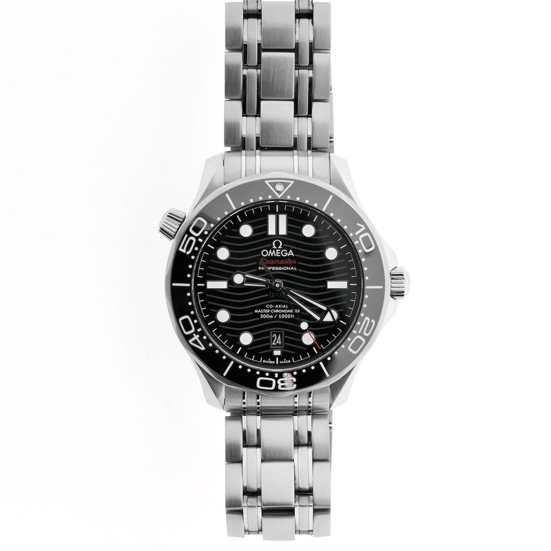 Image 18 of Omega Seamaster 300m Co‐Axial Master Chronometer 42mm; Automatic diving watch
