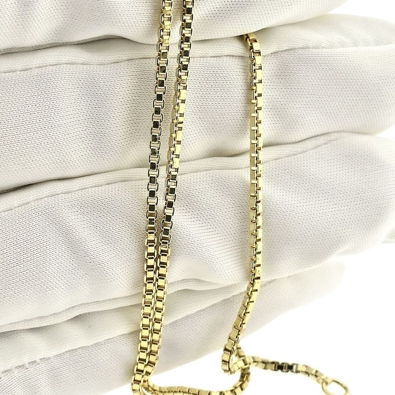 Image 4 of Golden Venetian link chain