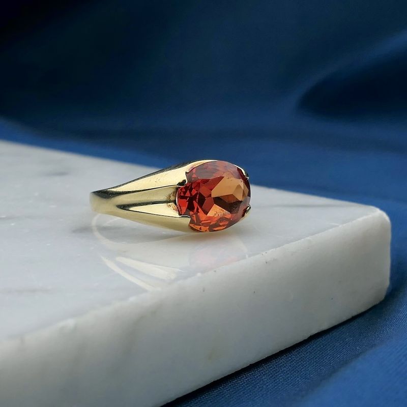 Image 2 of Vintage gold ring with sapphire