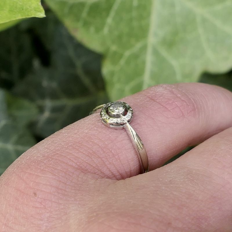 Image 7 of Vintage white gold solitaire ring with diamond | 0.07 ct.