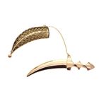 Image 2 of Gold brooch of an Arab dagger; Filigree