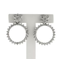 White gold earrings with diamonds; 3.68 ct.