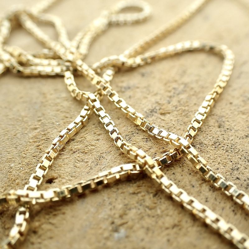 Image 2 of Long gold Venetian link necklace | 70 cm