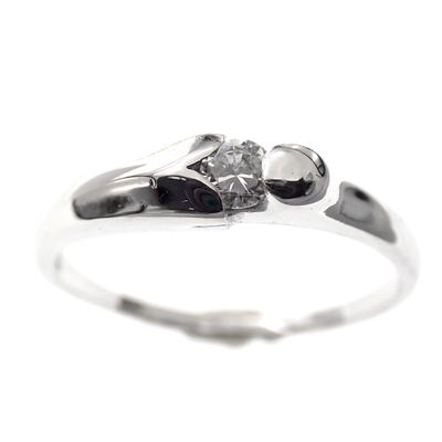 White gold solitaire ring with diamond; 0.14 ct. Image 2 of White gold solitaire ring with diamond; 0.14 ct.