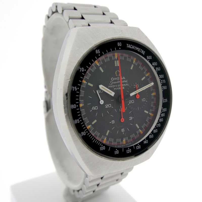 Image 3 of Omega Speedmaster Mark II 'Racing Dial'; Vintage chronograph men's watch