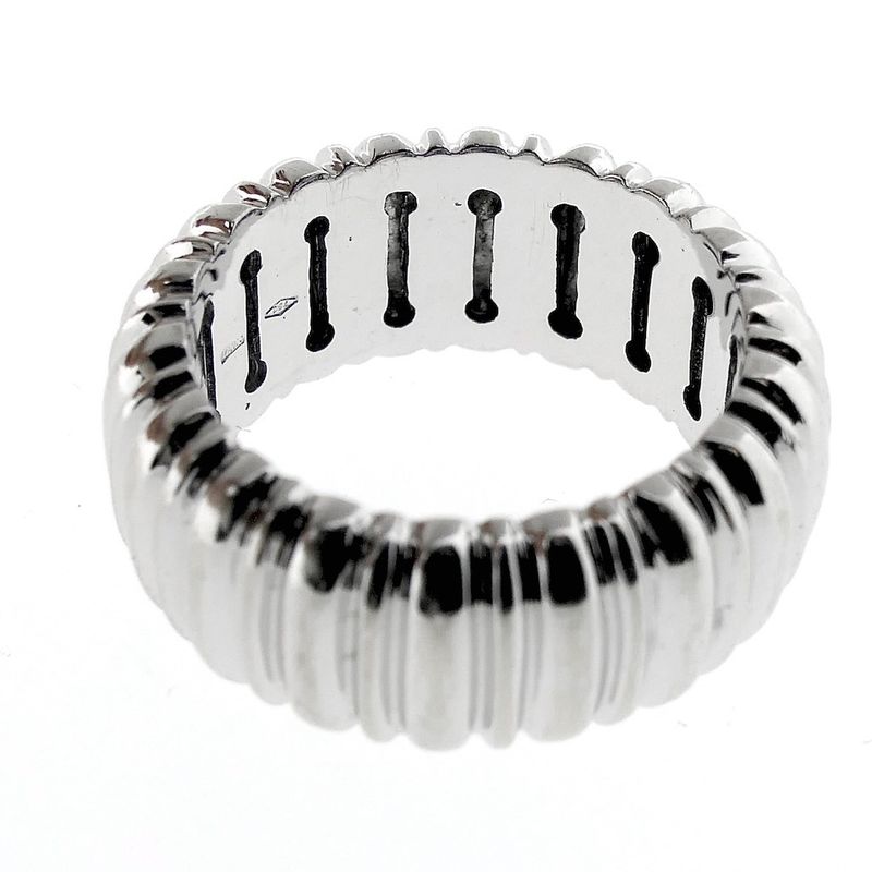 Image 5 of White gold ring with ribs