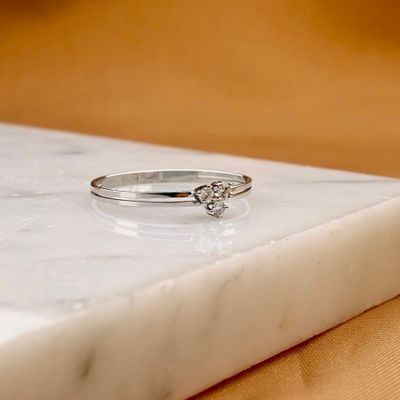 Image 2 of White gold ring with diamonds; 0.075 ct.