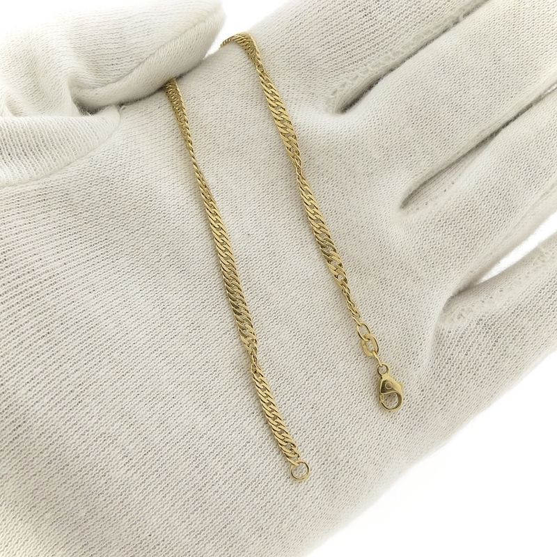 Image 10 of Gold twisted link bracelet | 21.5 cm