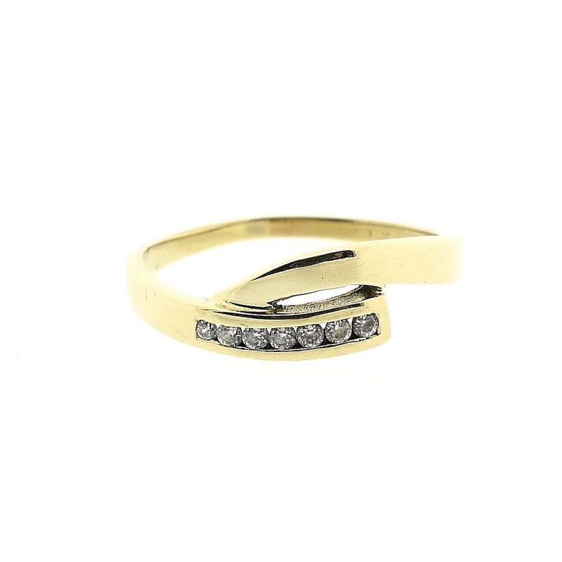 Image 3 of Gold ring with diamonds; 0.14 ct.