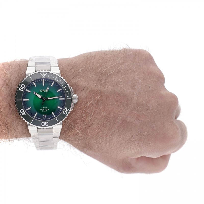 Image 14 of Oris Aquis Date '5-Days' Cal. 400; Automatic Men's Watch