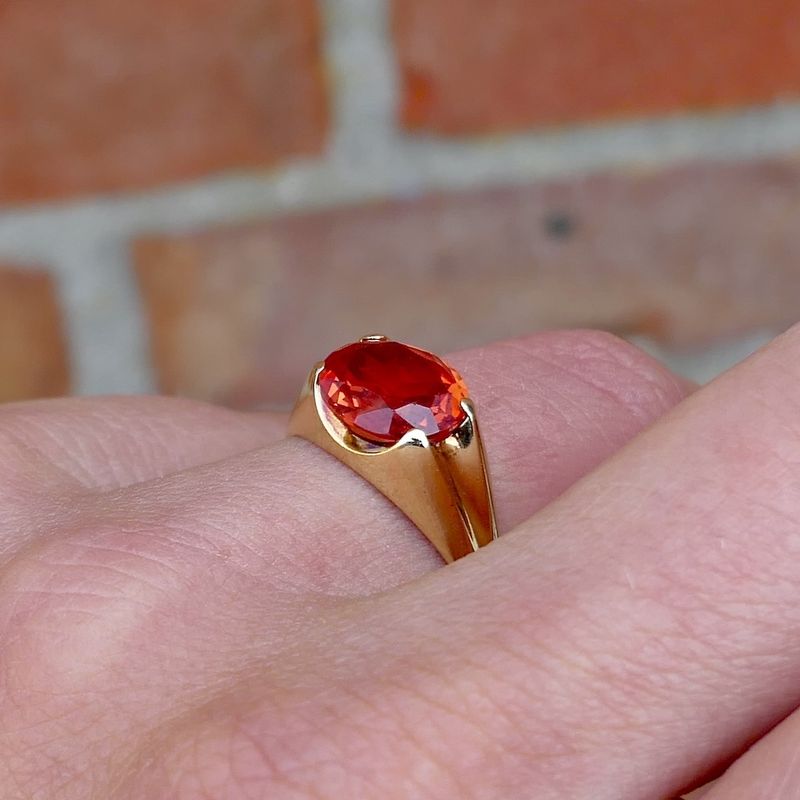 Image 10 of Vintage gold ring with sapphire