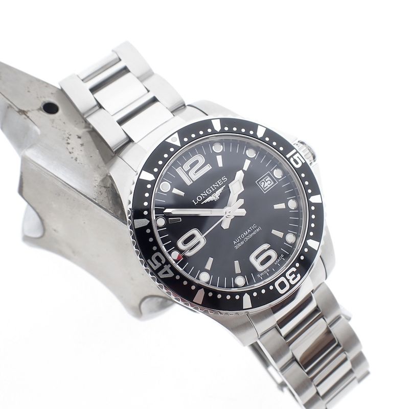 Image 10 of Longines Conquest; Automatic men's watch