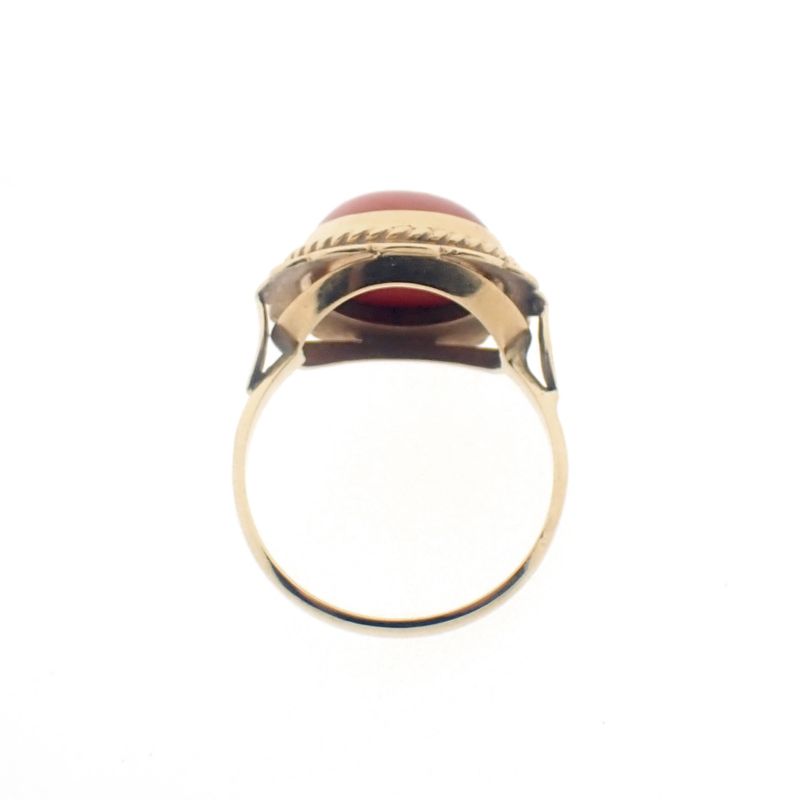 Image 8 of Gold ring with red coral | Vintage