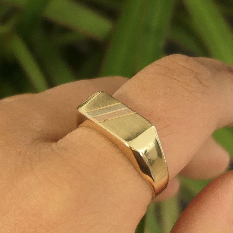Image 7 of Tricolor gold men's signet ring.
