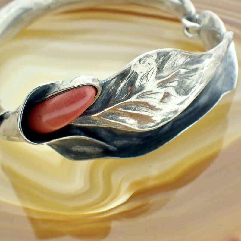 Image 2 of Silver floral fantasy bracelet with blood coral | Ø 54 mm