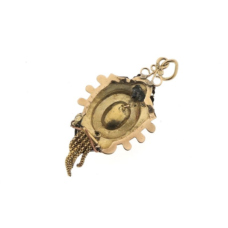 Image 3 of Gold pendant with quartz