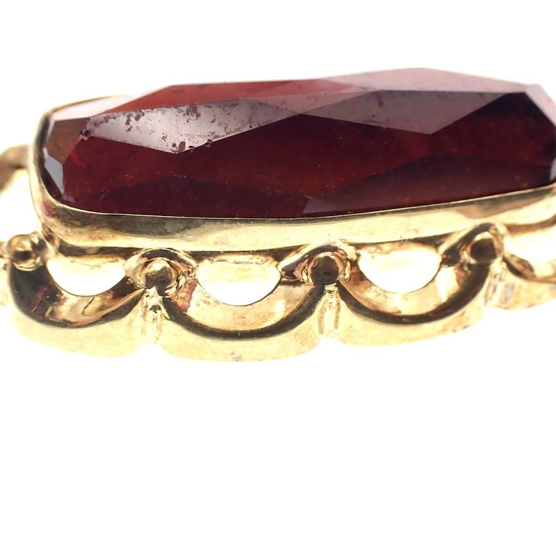 Image 5 of Vintage gold pendant with garnet stone