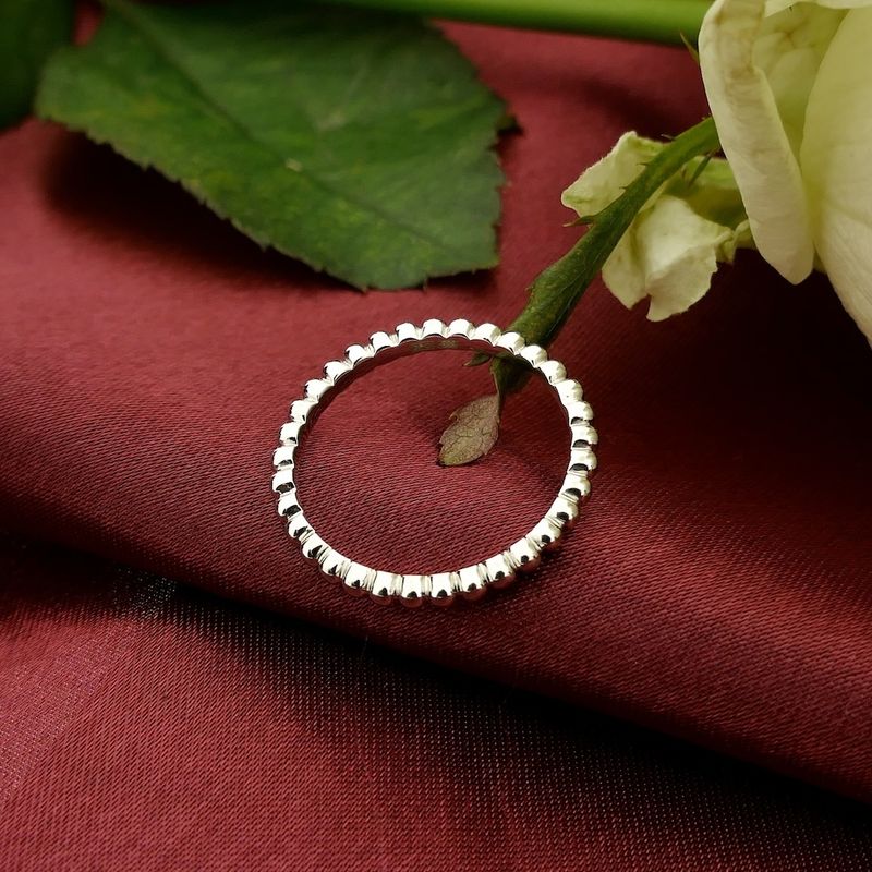 Image 2 of White gold ring/sliding ring