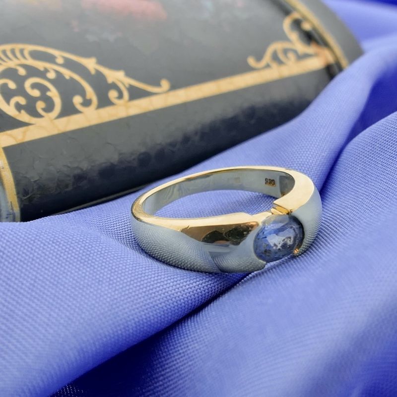 Image 6 of Gold ring with topaz