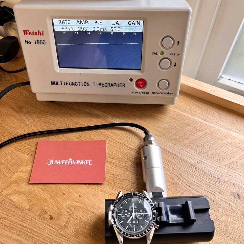 Image 18 of Omega Speedmaster Professional Moonwatch 3570.50.00; Chronograph men's watch (full set 2002)