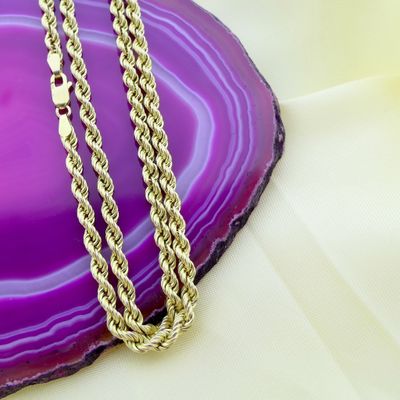 Gold twisted link chain | 40-80 cm Image 2 of Gold twisted link chain | 40-80 cm