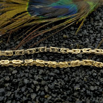 Image 2 of Gold square king's link bracelet | 23 cm