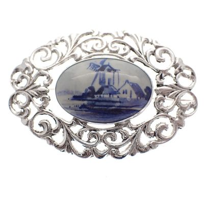 Image 1 of Silver old Dutch brooch with Delft blue