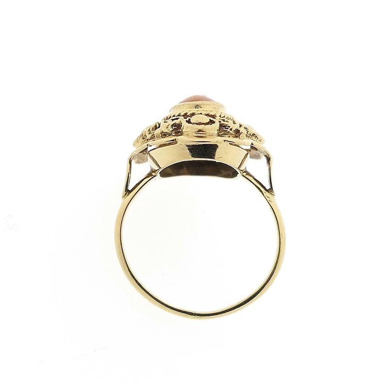 Image 5 of Gold ring with red coral | Vintage