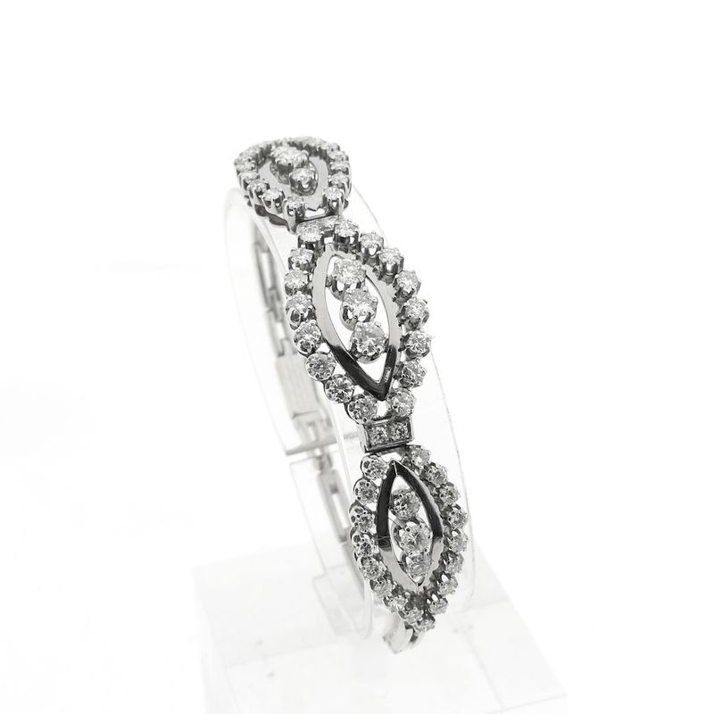 Image 1 of Exclusive white gold bracelet with diamond; approx. 5.0 ct.