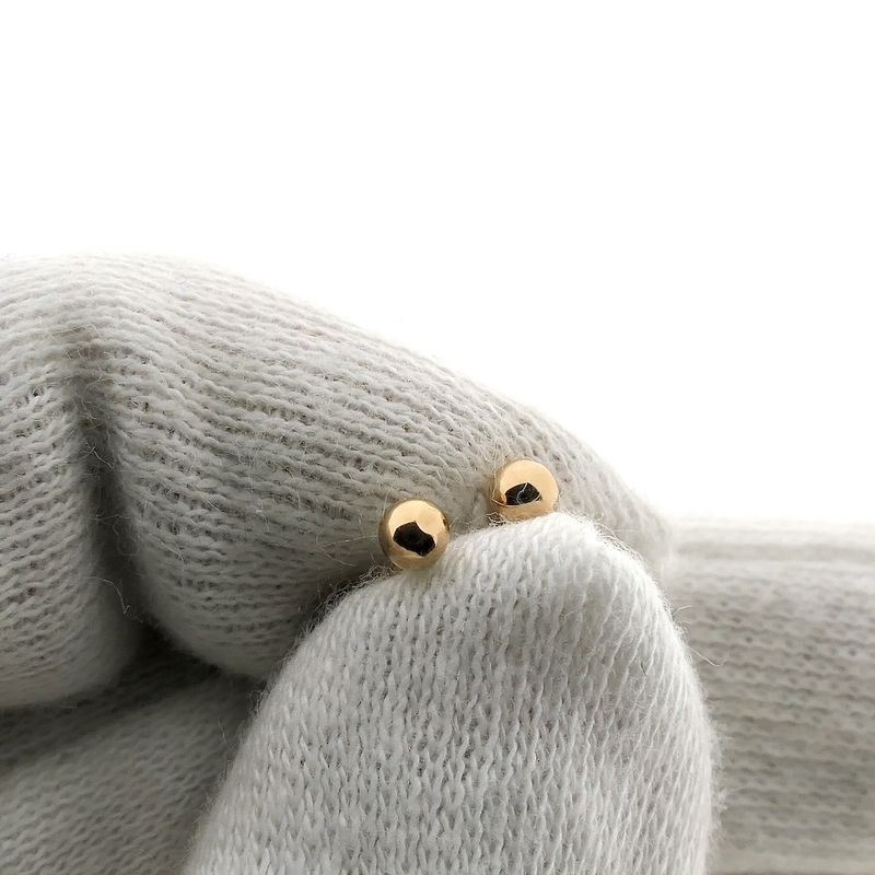 Image 4 of Rose gold stud earrings | Blush