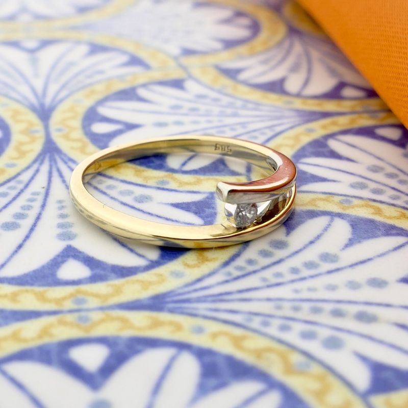 Image 3 of Two-tone gold ring with diamond; 0.07 ct.