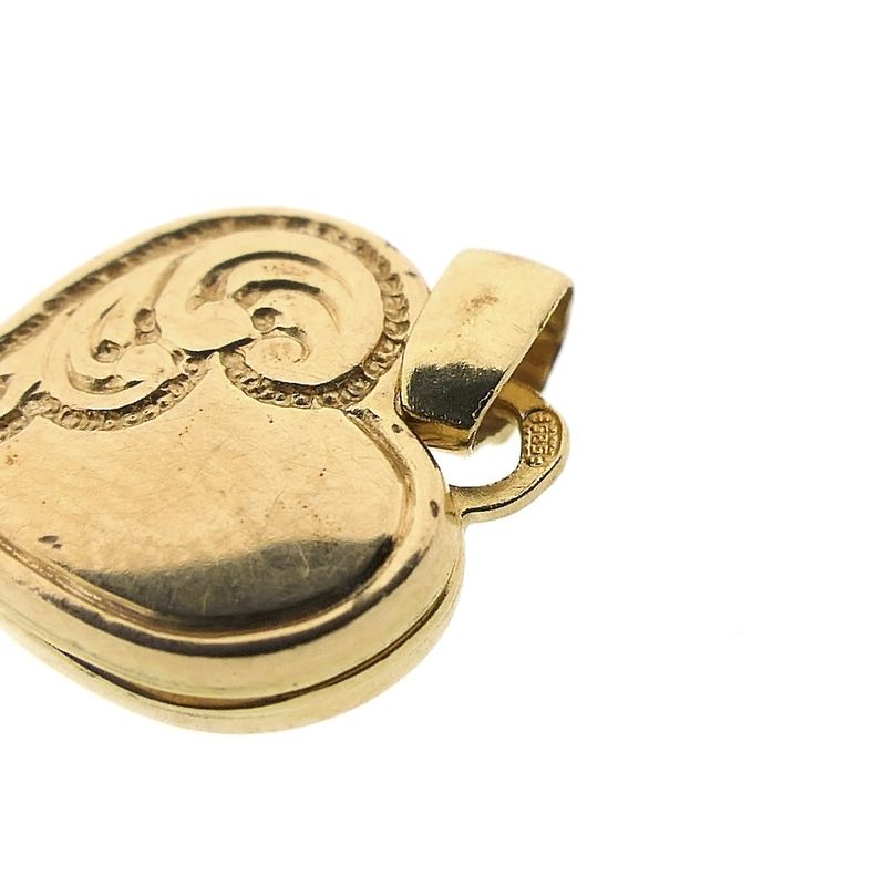 Image 12 of Vintage gold locket pendant