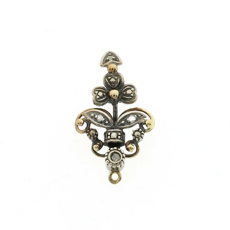 Image 1 of 18 kt gold/silver antique pendant with diamond | Approx. 0.025 ct.