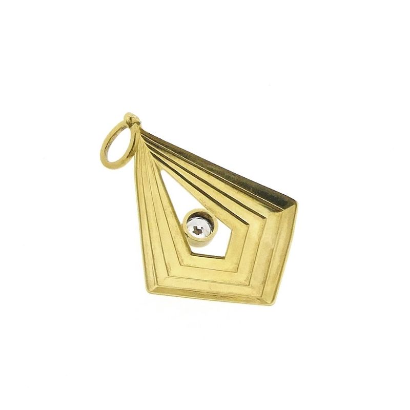 Image 5 of Gold pendant with zirconia
