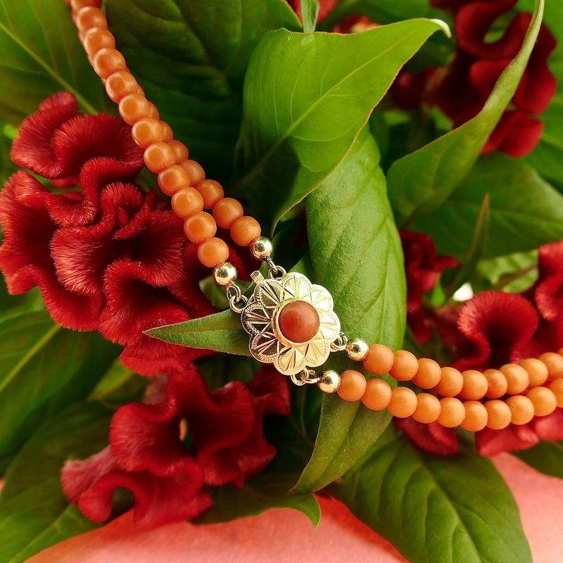 Image 2 of Antique blood coral bead necklace with gold decorative clasp | 43 cm