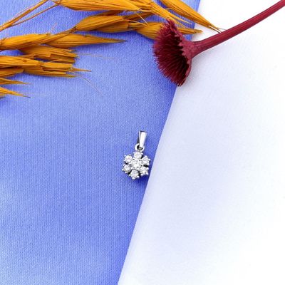 White gold pendant with diamonds | 0.40 ct. Image 2 of White gold pendant with diamonds | 0.40 ct.