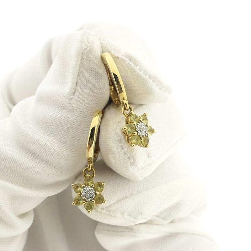 Image 6 of Gold earrings with peridot and diamond | 0.04 ct.