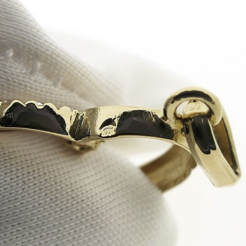 Image 3 of Gold pendant of a heart with zirconia