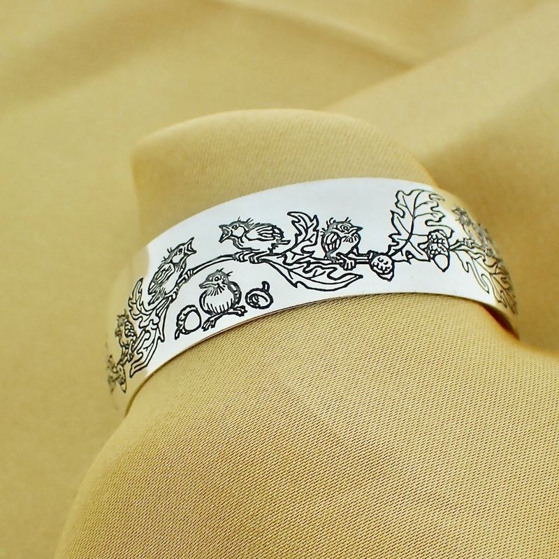 Image 3 of Silver bracelet with floral engraving; Size S