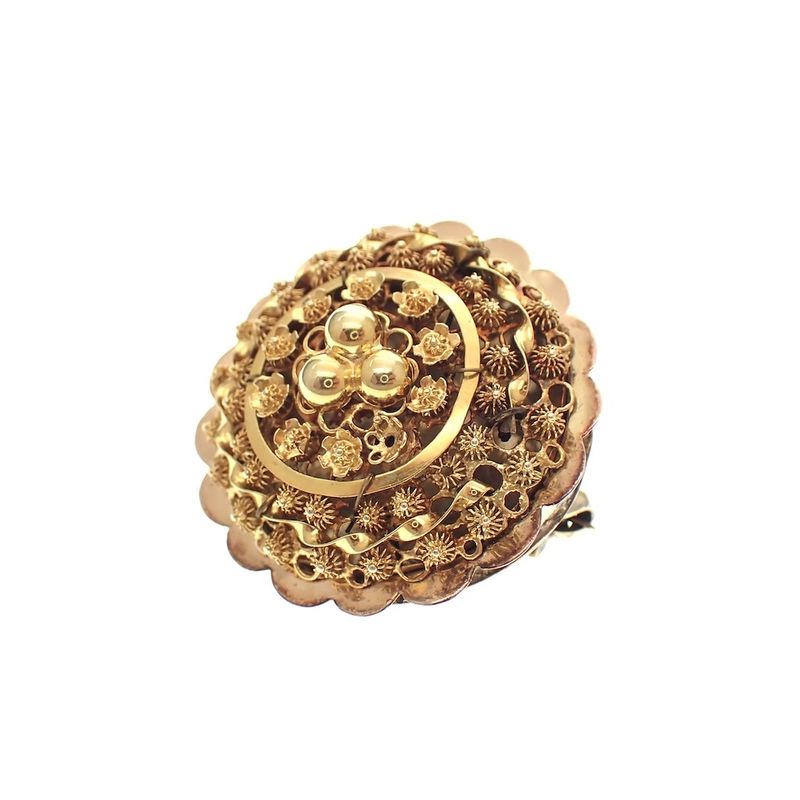 Image 3 of Antique gold brooch; Filigree technique