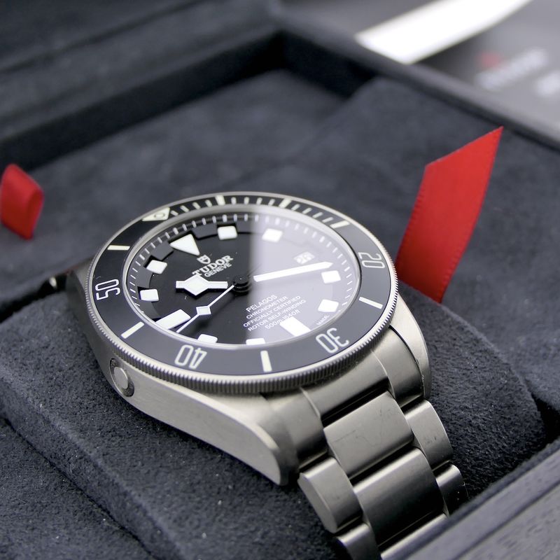 Image 18 of Tudor Pelagos 25600TN; Titanium men's watch
