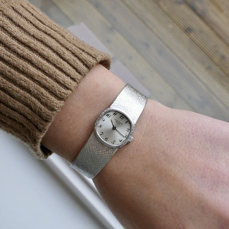 Image 20 of Patek Philippe Ellipse 3370/1; Vintage 18k. witgouden dames horloge